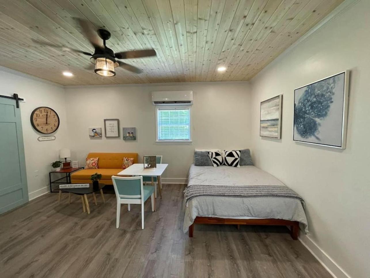 Beautifully Renovated Studio 2 Miles From Marina! Winchester المظهر الخارجي الصورة