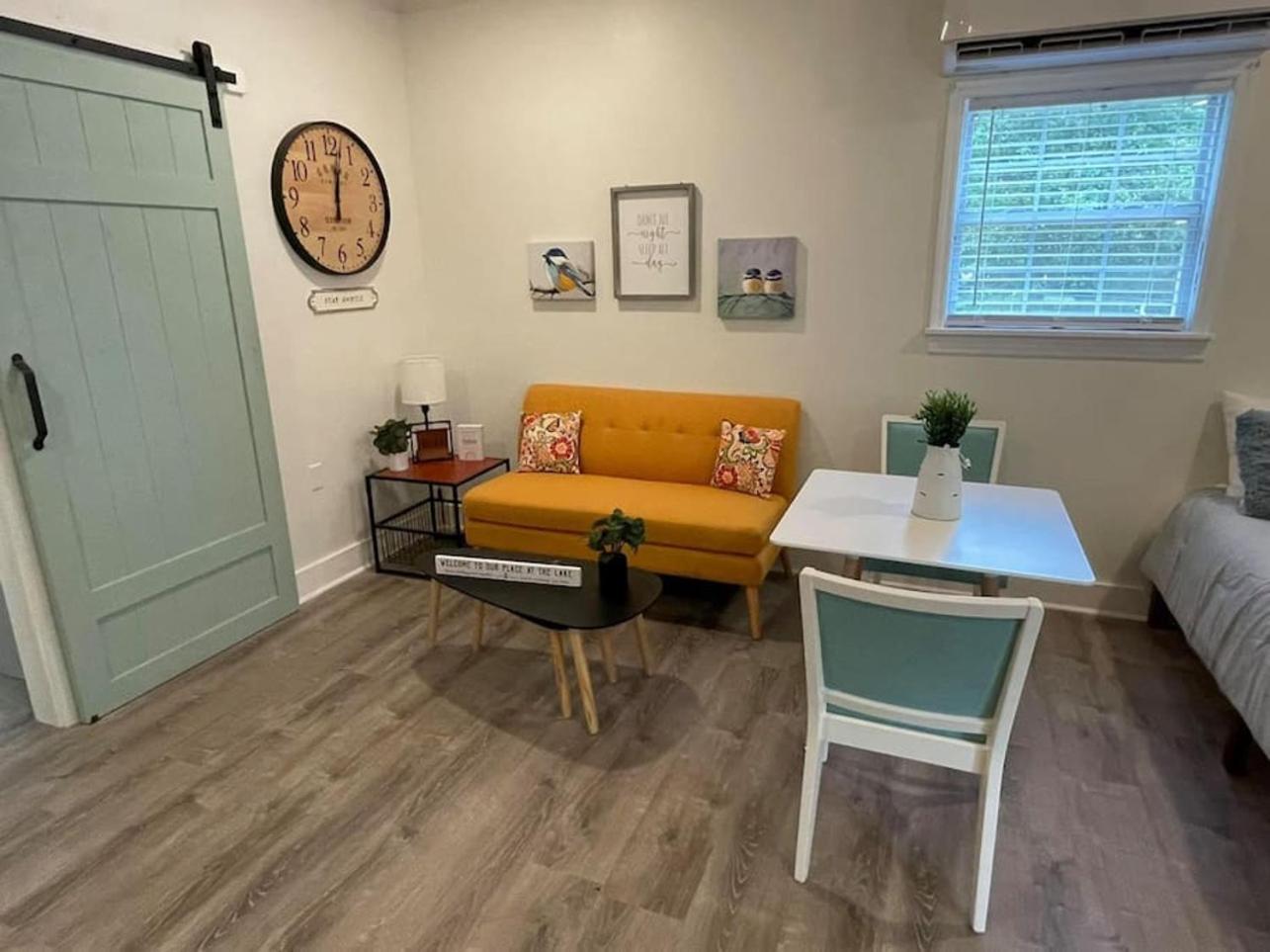 Beautifully Renovated Studio 2 Miles From Marina! Winchester المظهر الخارجي الصورة