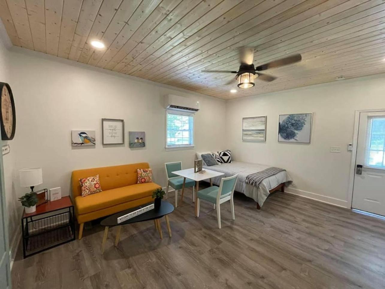 Beautifully Renovated Studio 2 Miles From Marina! Winchester المظهر الخارجي الصورة